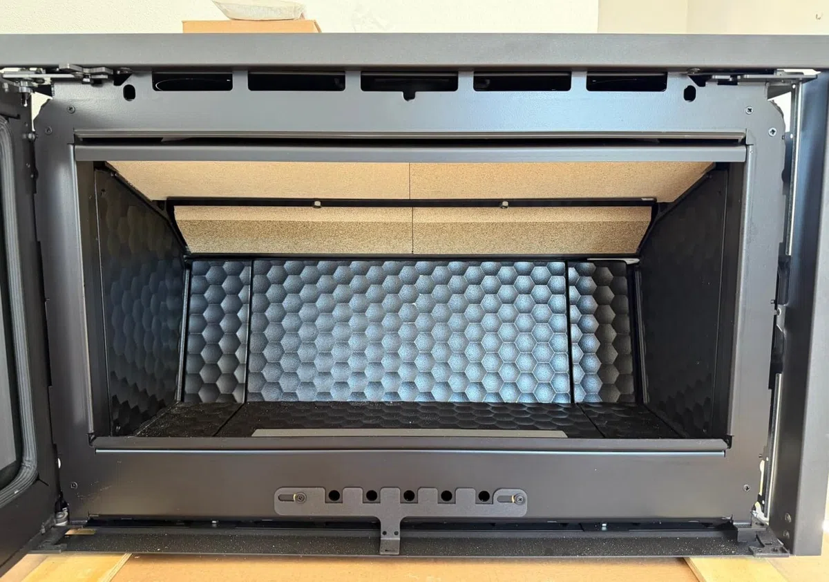 Inserto a legna Edilkamin modello Firepocket 100, Ghisa